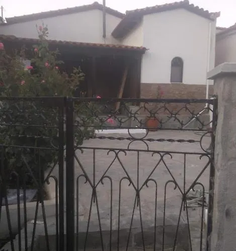 Сasa de vacaciones Detached House In